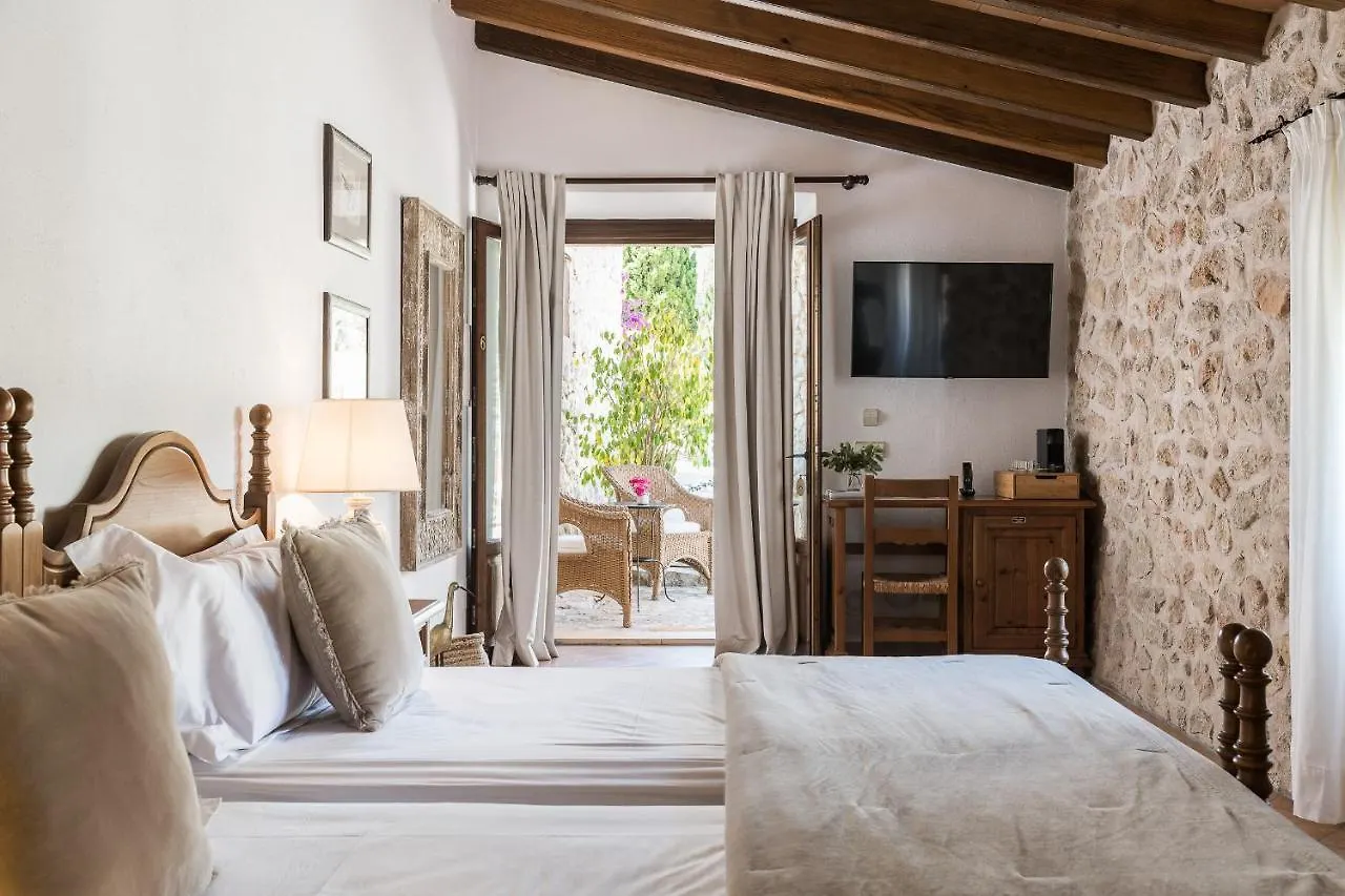 Ca'N Beneit Hotel Binibona